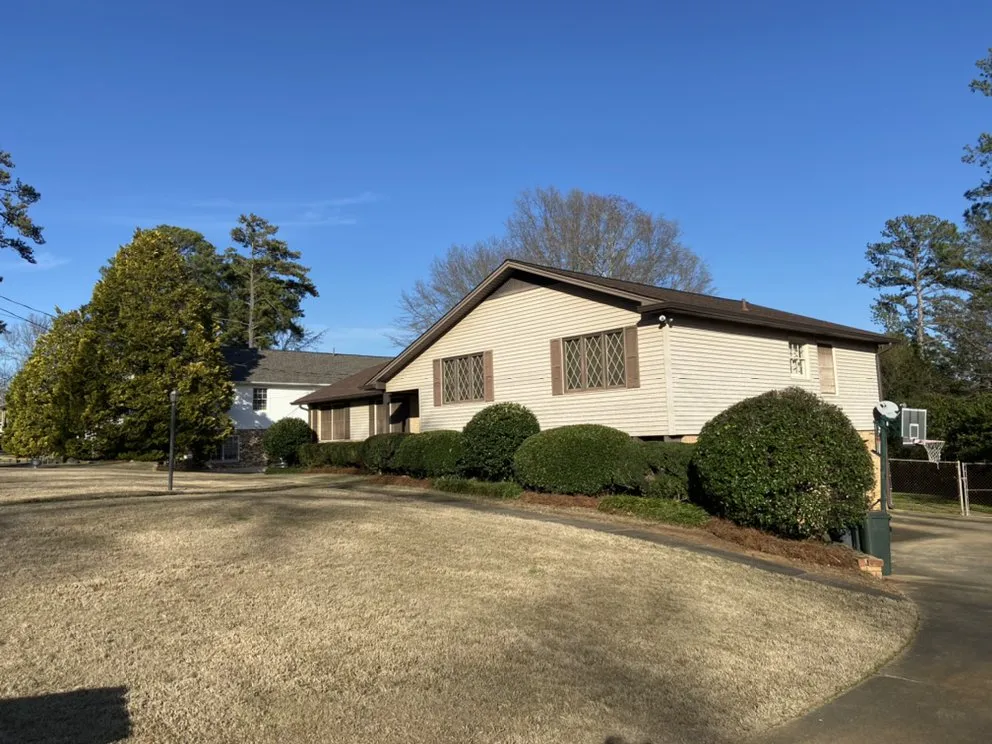 Professional yard maintenance for outdoor upgrades in Birmingham, AL by Covenant Service