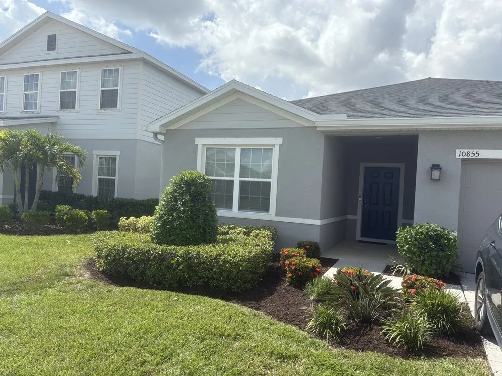 Expert landscape installation experts serving Ellenton, FL - Covered Bridge Landscaping