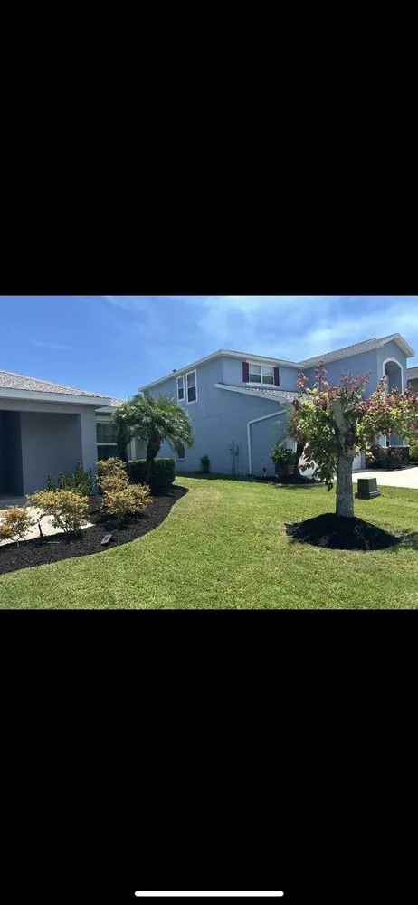 Trusted yard cleanup service for homes across Ellenton, FL - Covered Bridge Landscaping