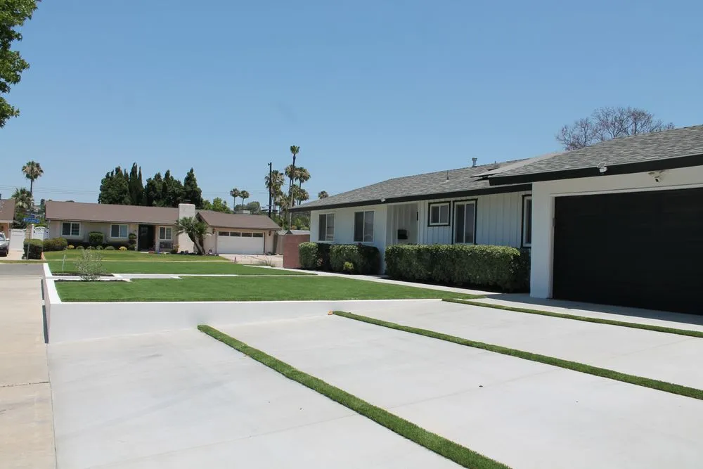 Top-rated yard maintenance in Garden Grove, CA by Covi Hardscape & Landscape