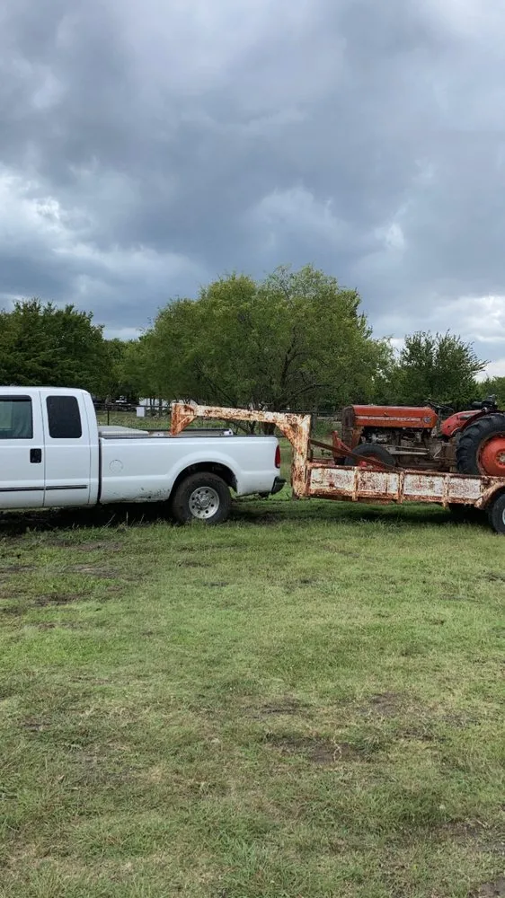 Professional yard cleanup service in Joshua, TX by CoVi Land Services