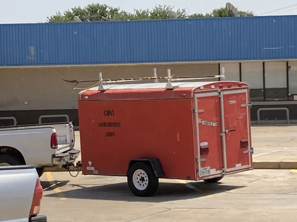 Expert yard cleanup service for year-round maintenance across Joshua, TX - CoVi Land Services