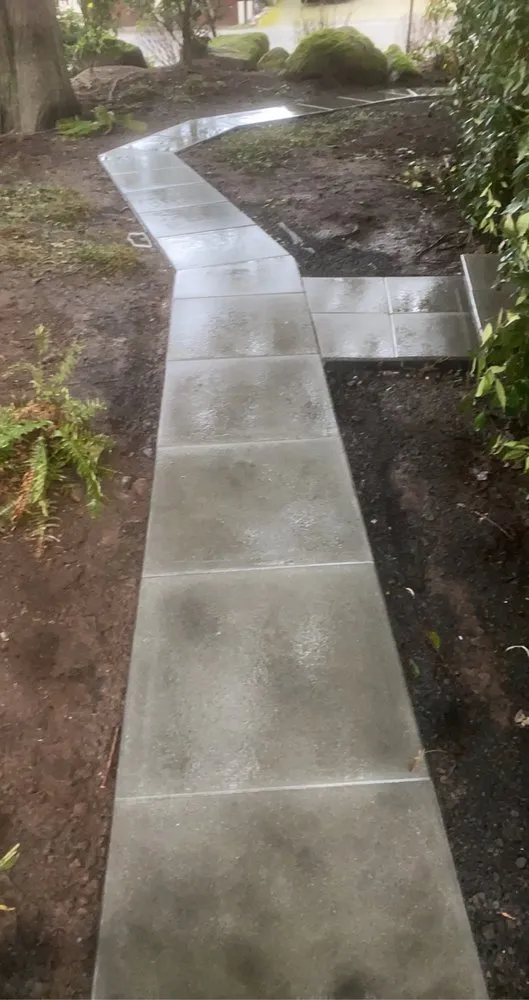 Professional landscaping services in Canby, OR by Covina Hills Landscaping