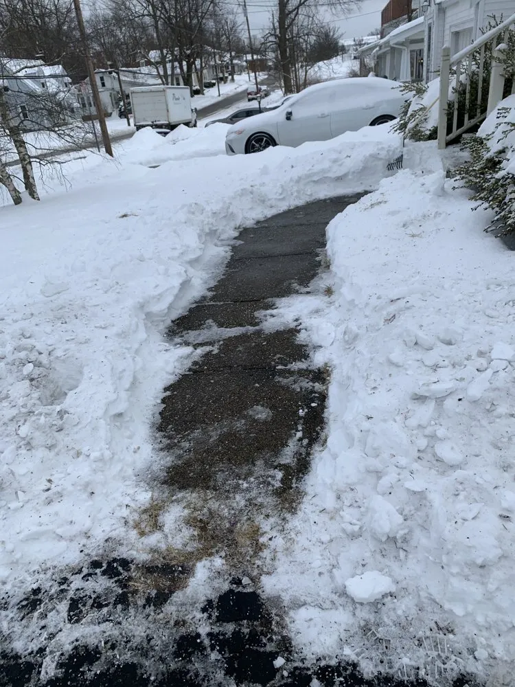 Affordable garden landscaping experts serving Covington, KY - Covington Lawn Care