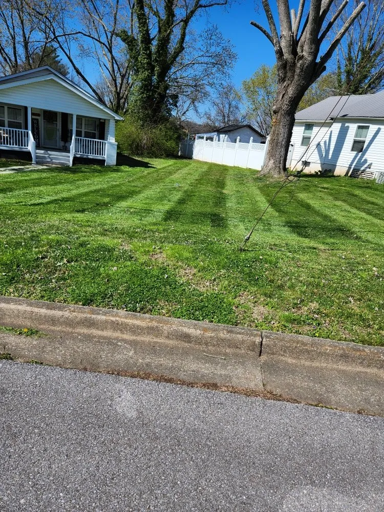 Custom garden landscaping in Morristown, TN - Covington's lawncare