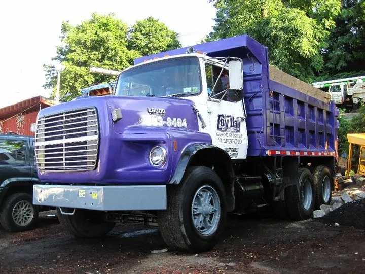 Trusted yard cleanup service experts serving Port Washington, NY - Cow Bay Contracting