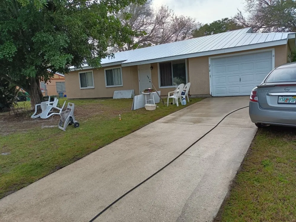 Professional residential landscaping in Port St. Lucie, FL - Cowart's Cutz