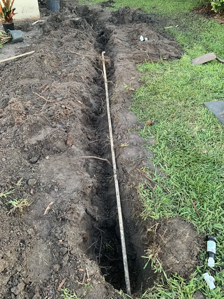 Trusted lawn mowing service in Lakeland, FL - Cowboy Cuts Landscaping