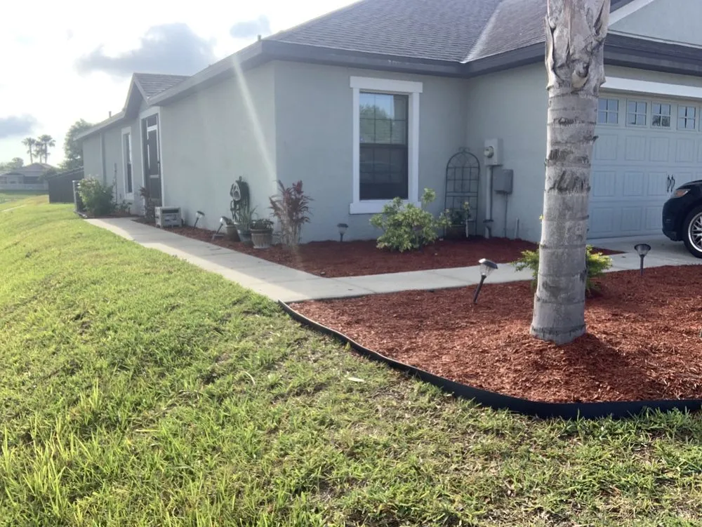 Custom landscape design in Lakeland, FL - Cowboy Cuts Landscaping