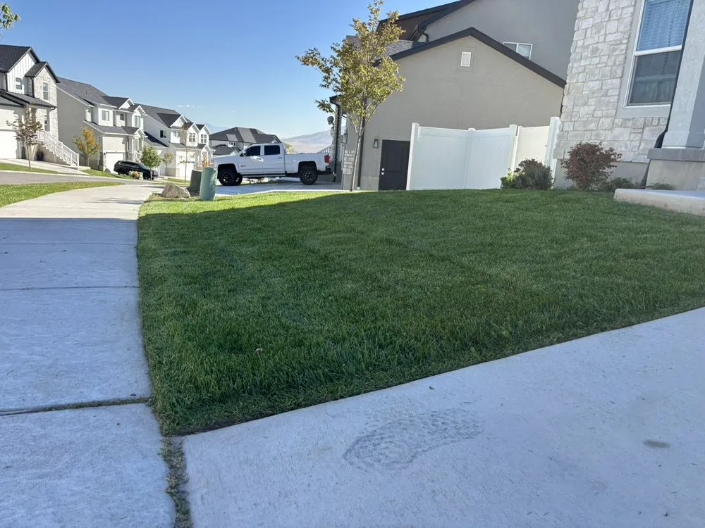 Affordable yard maintenance in Salt Lake City, UT - Cowboy Cuts Lawn Care Services
