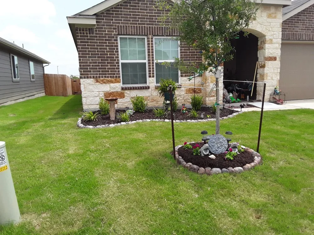 Top-rated outdoor landscaping for beautiful yards in New Braunfels, TX by Cowboys Lawn Care