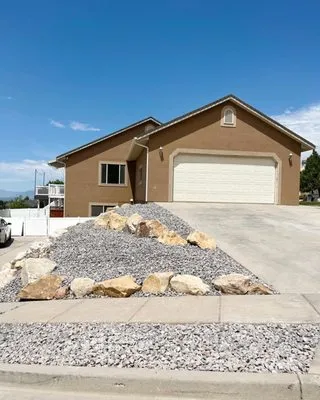 Cowboys Turf & Landscaping Logo