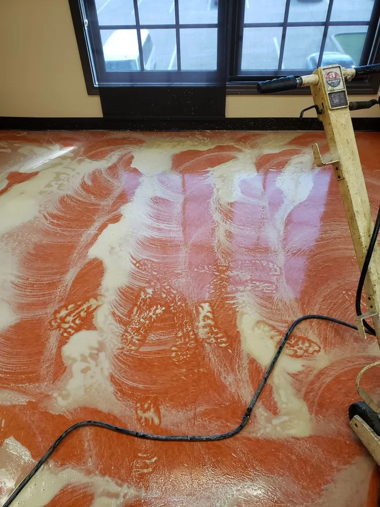 Reliable yard cleanup service in Fort Worth, TX by Cowtown Building Maintenance Services