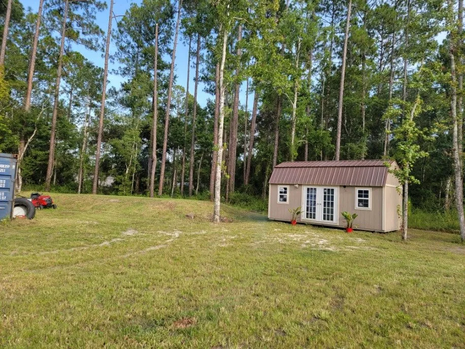 Top-rated outdoor landscaping experts serving Saint Augustine, FL - Cox Lawn Maintenance & Pressure Washing