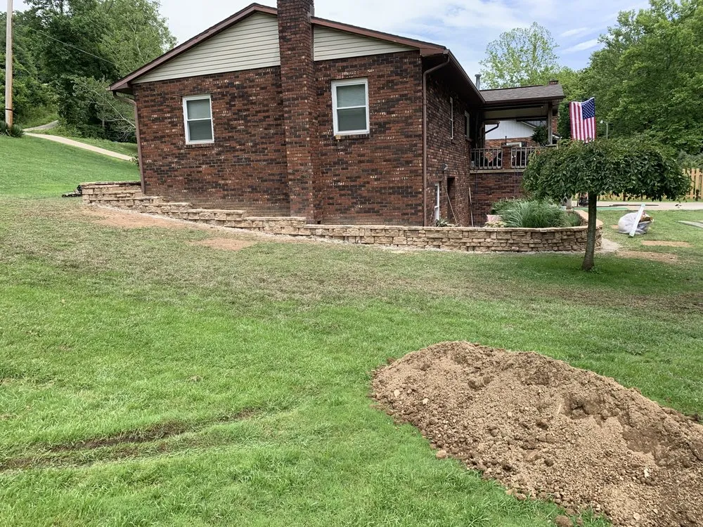 Professional residential landscaping in Charleston, WV - Cox mo
