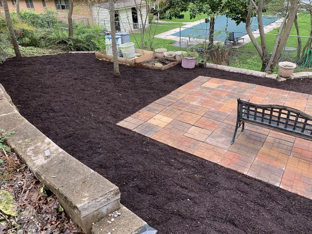 Expert outdoor landscaping in Duncanville, TX - Coyote Landscaping & Tree Service