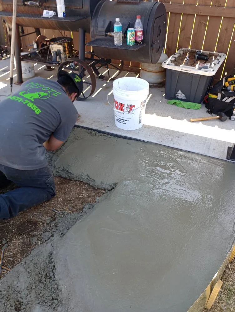 Affordable yard cleanup service in Altus, OK - Coyote Lawn Services