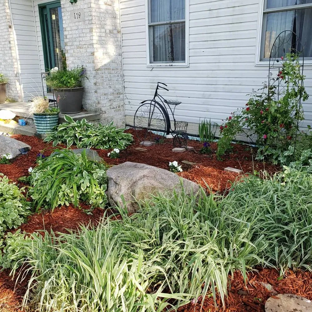 Reliable lawn care service in Toledo, OH by Cozier Home & Business Solutions