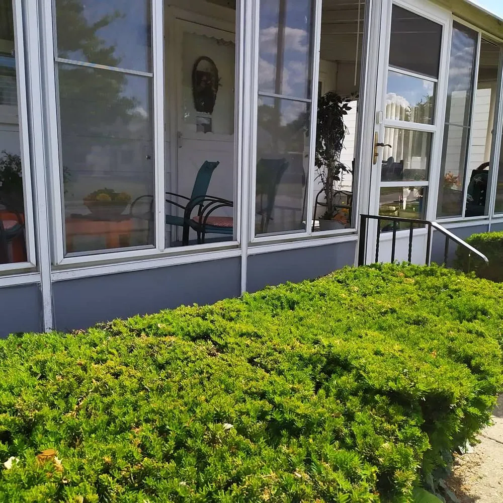 Trusted outdoor landscaping in Toledo, OH - Cozier Home & Business Solutions