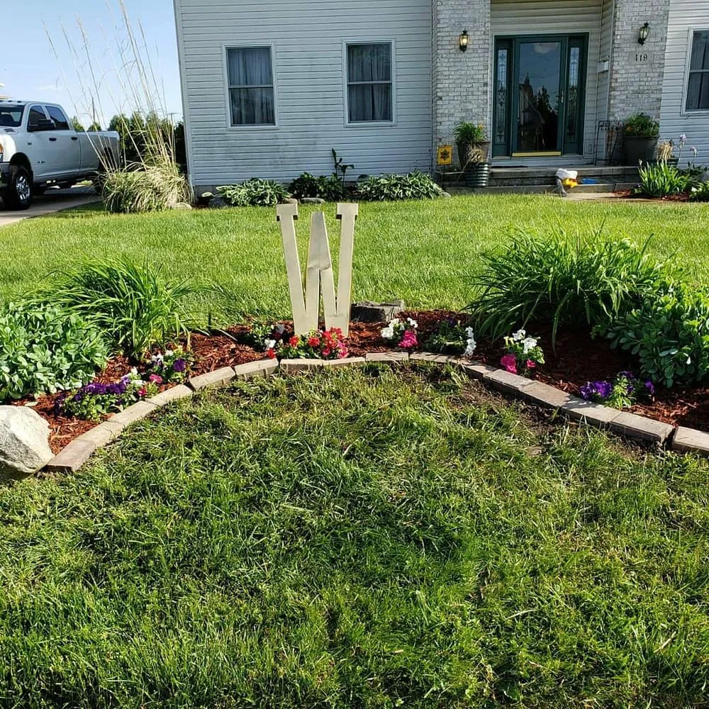 Reliable yard cleanup service near you in Toledo, OH by Cozier Home & Business Solutions