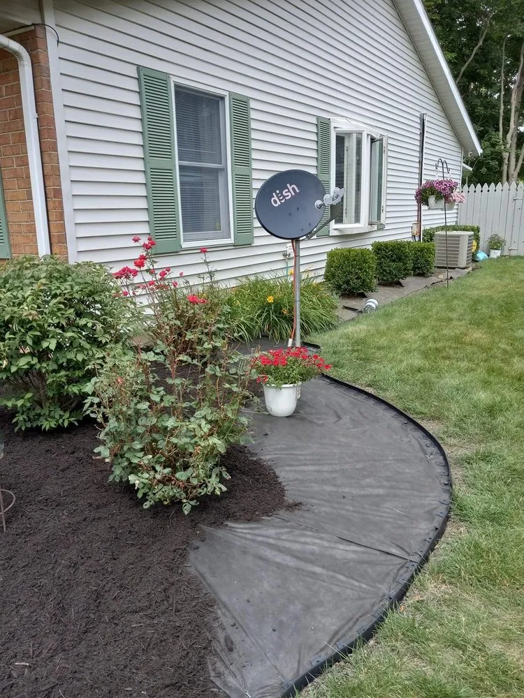 Top-rated garden landscaping in Mansfield, OH by Cozy Custom Services