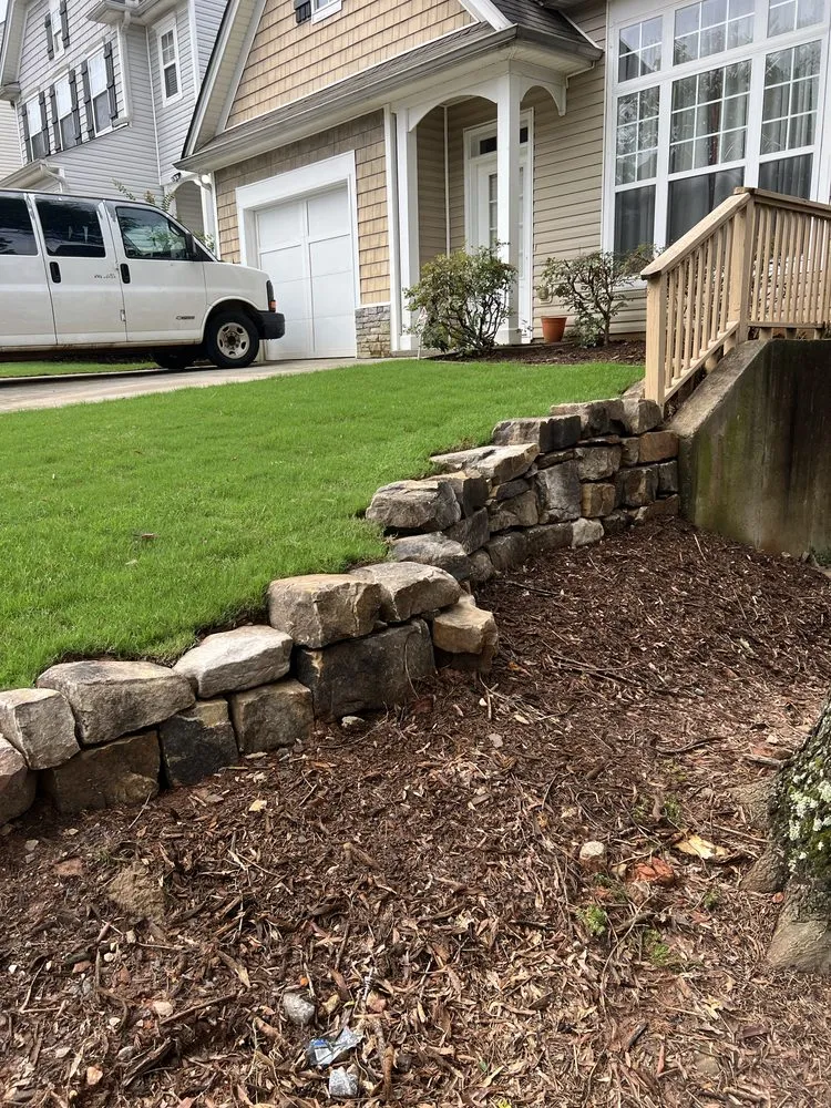 Top-rated lawn care service in Lawrenceville, GA by CR Gardens Services