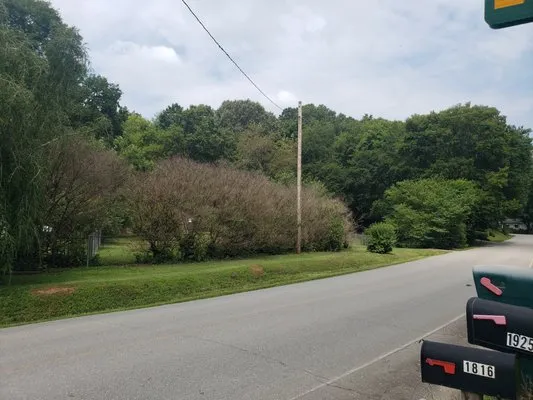 C&R House Cleaning And Lawn Care