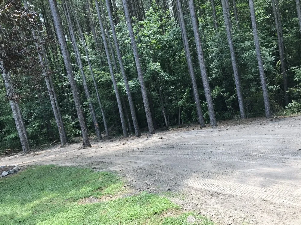 Local lawn care service in Henrico, VA - CR Landscaping