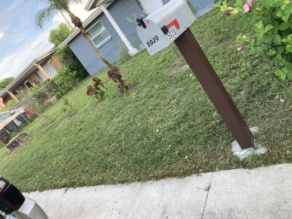 Professional garden landscaping near you across Holiday, FL - CR landscaping