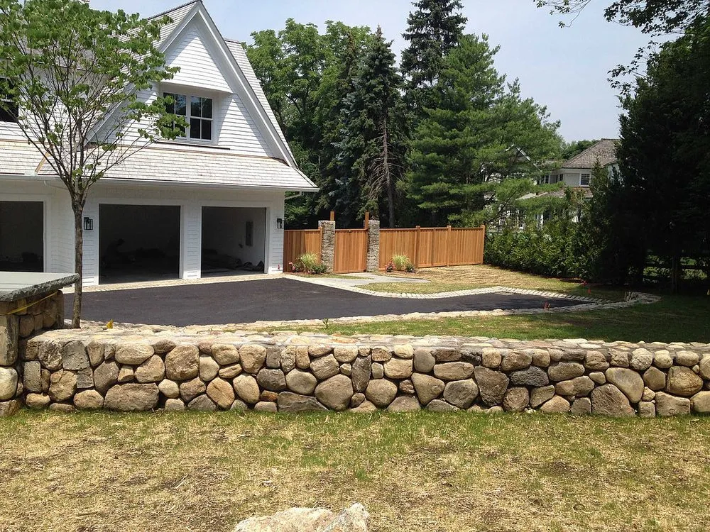 Custom landscaping services experts serving Norwalk, CT - C&R Landscaping Masonry