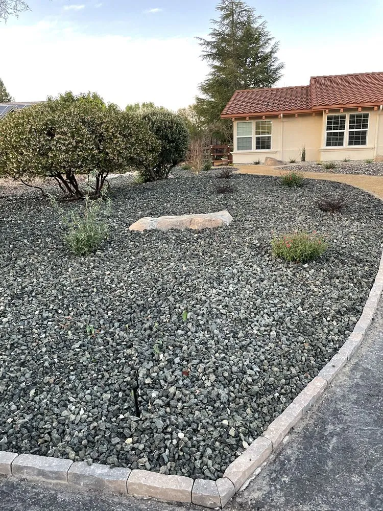 Local garden landscaping in Atascadero, CA by C&R Landscaping Services