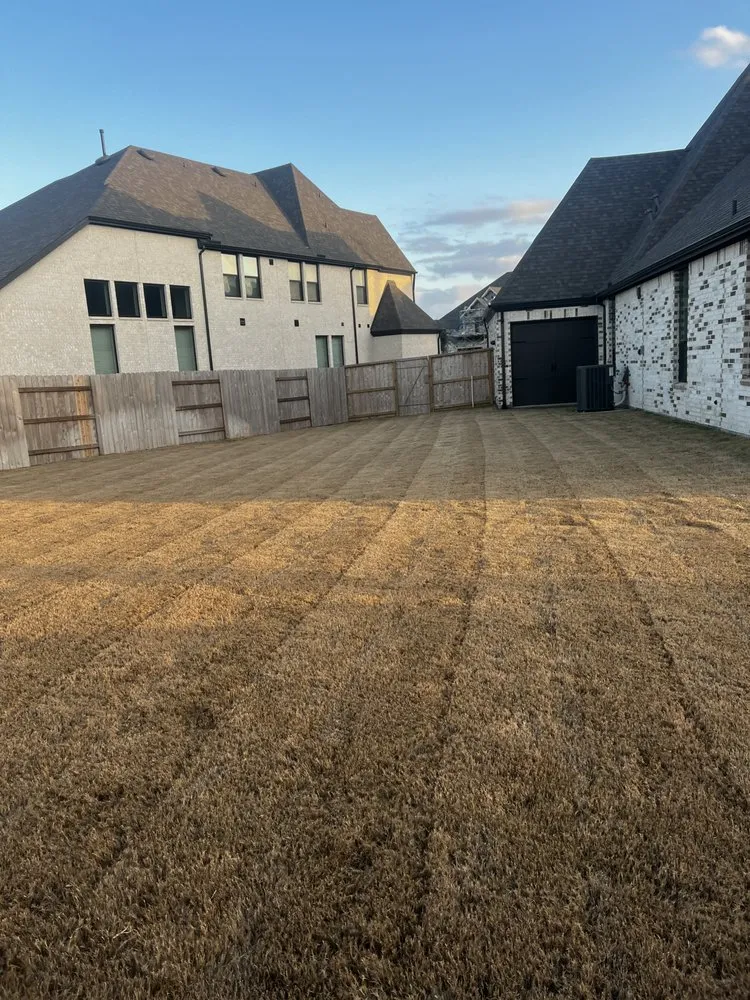 Professional yard maintenance for homes in Katy, TX by CR Lawn & Garden