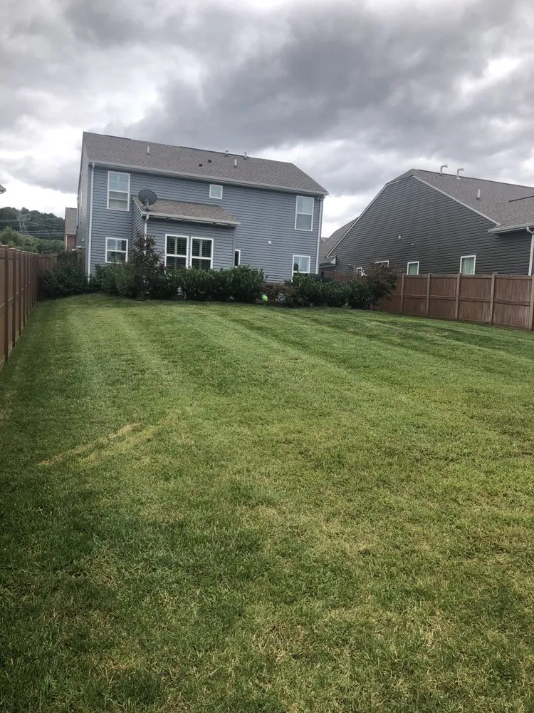 Expert lawn mowing service in Ashland City, TN - C&r Lawn and Removal Services