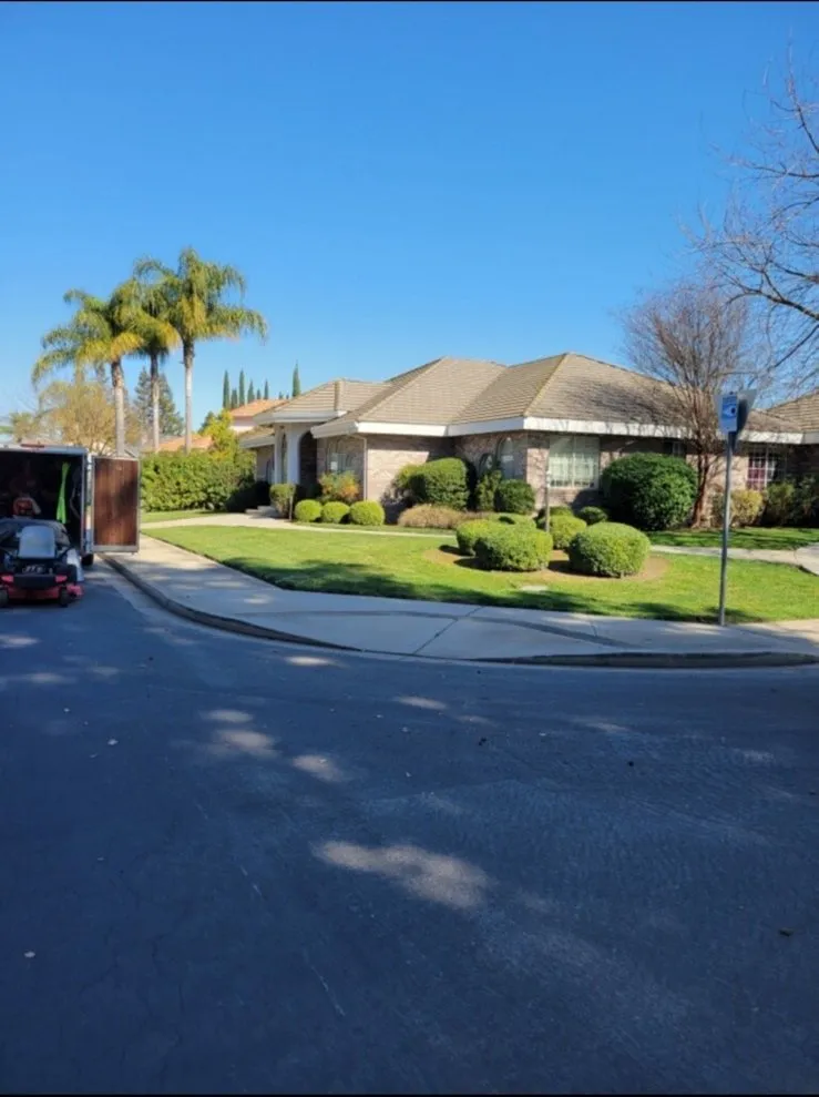 Expert lawn care service in Modesto, CA - CR Lawn Care