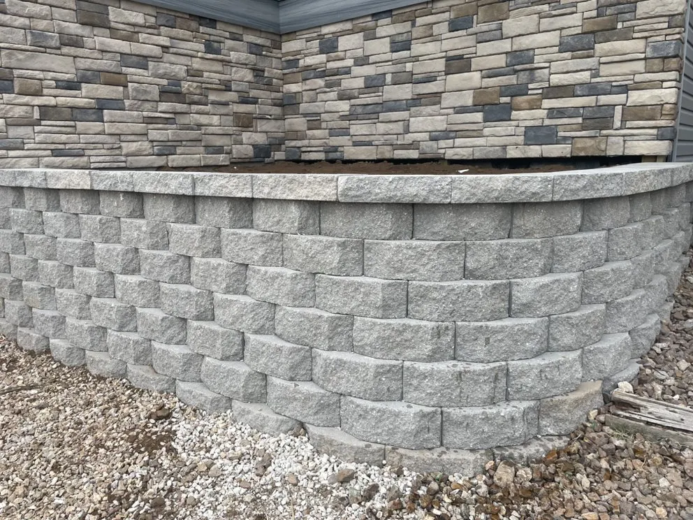 Top-rated residential landscaping near you in Lake Ozark, MO by C&R Lawn Care Services