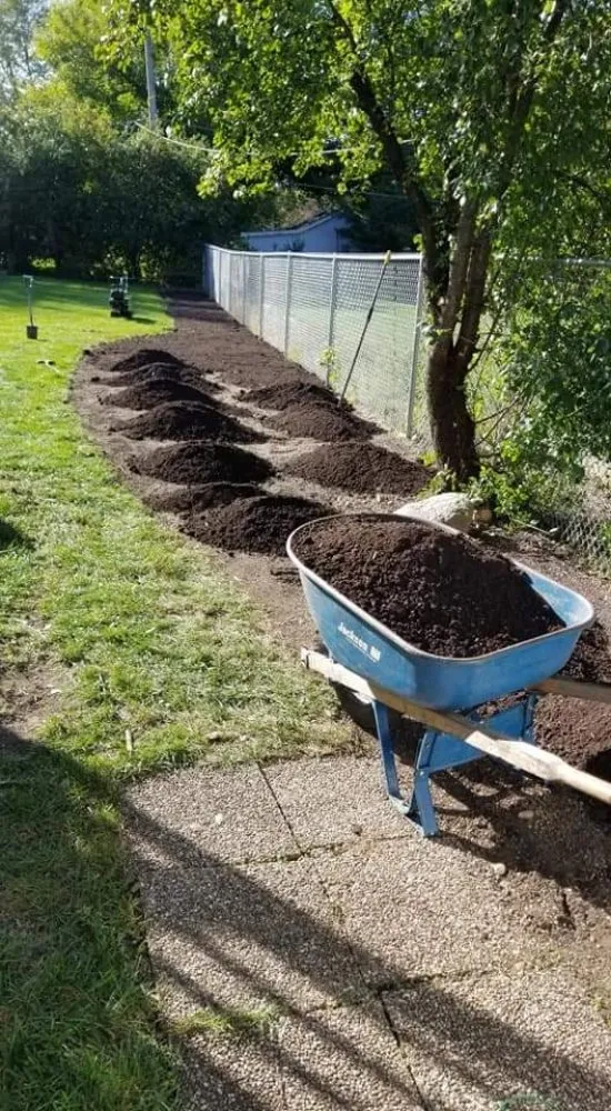 Local lawn care service in Addison, IL - C&R Lawn Maintenance