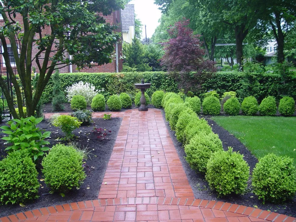 Reliable lawn mowing service for homes across Kelso, WA - C&R Tractor & Landscaping