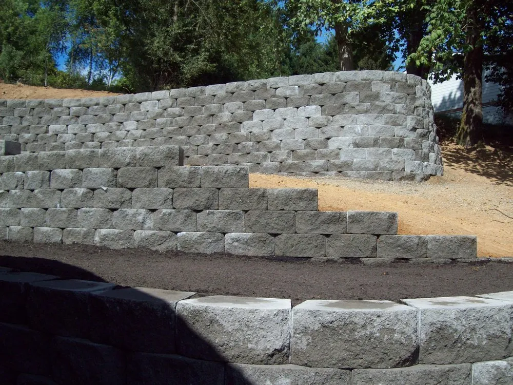 Professional residential landscaping experts serving Kelso, WA - C&R Tractor & Landscaping