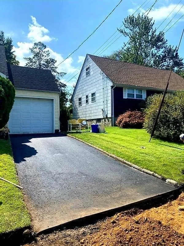 Custom outdoor landscaping for homes across Manasquan, NJ - CRA Site Development