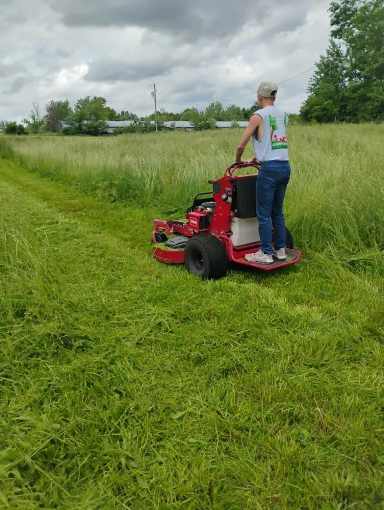 Local lawn mowing service with custom design across Quincy, IL - Crabbes Lawncare