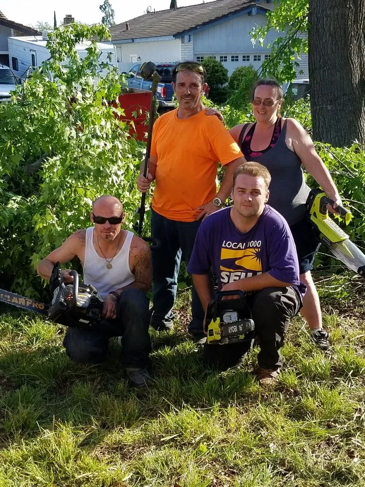 Local landscape design in Manteca, CA by Crabbush landscaping and Hauling