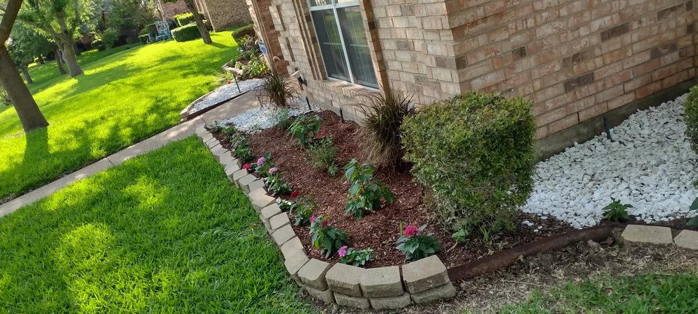 Local landscape installation experts serving Midlothian, TX - Crabtree's Custom Landscaping
