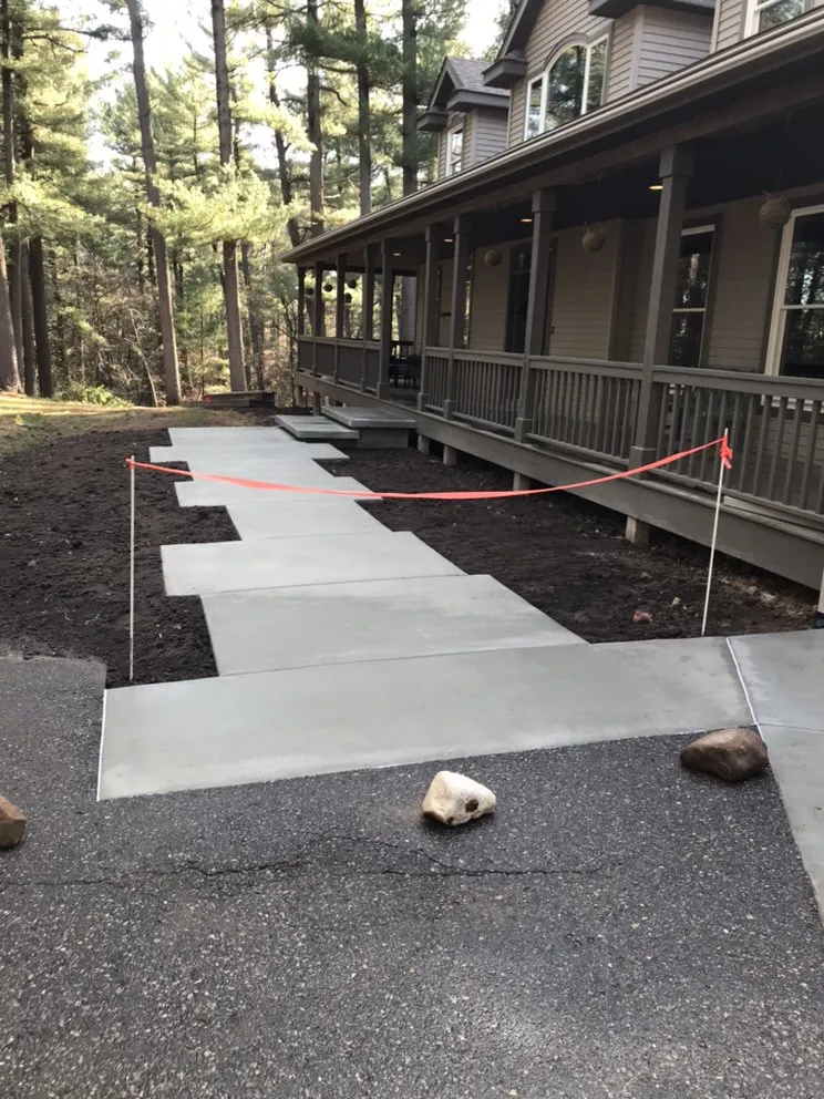 Custom lawn mowing service experts serving Hudson, WI - Craft Concrete and Landscaping