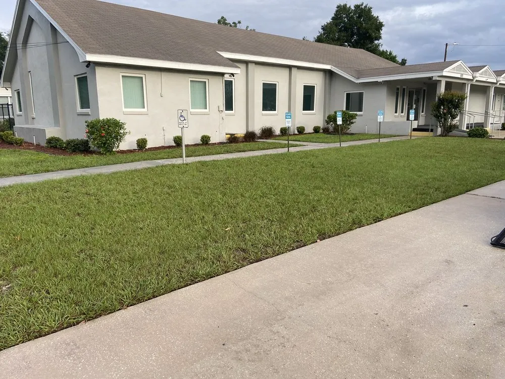 Local lawn mowing service for residential properties in Lakeland, FL by Craft Lawn Care