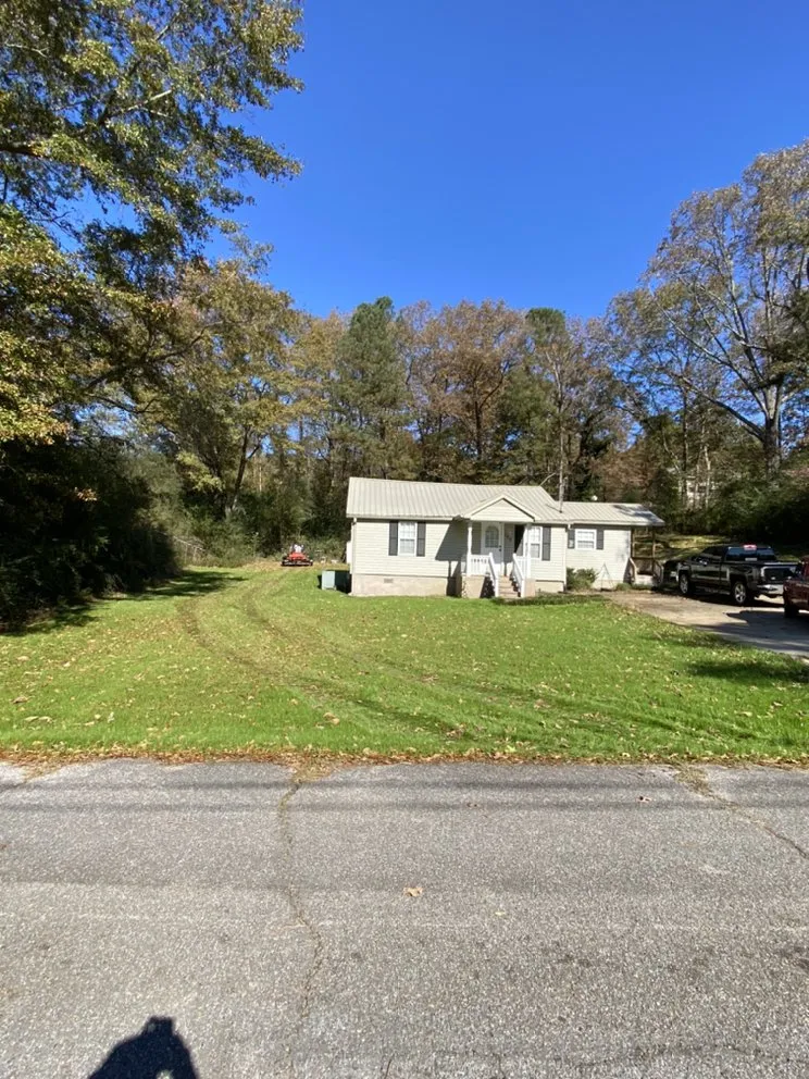 Local residential landscaping in Oxford, AL by Craft Lawn Management