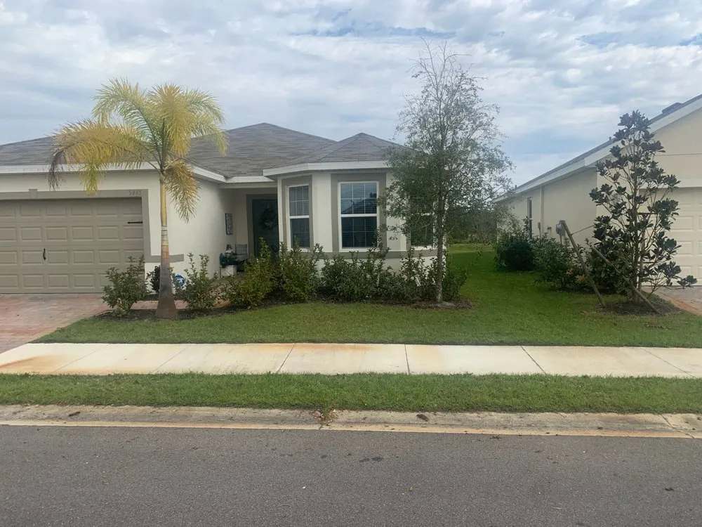 Trusted lawn care service in Port Charlotte, FL by Crafts Lawn Care