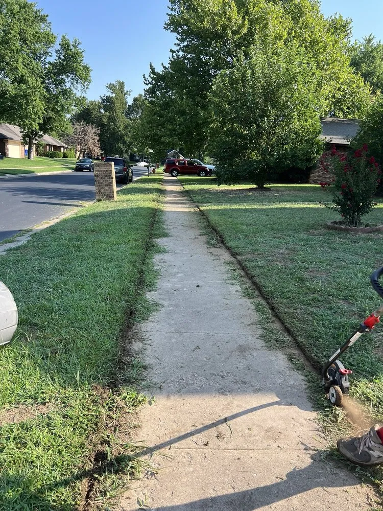 Reliable landscaping services experts serving Noble, OK - Craftsman’s Cut Lawn Care