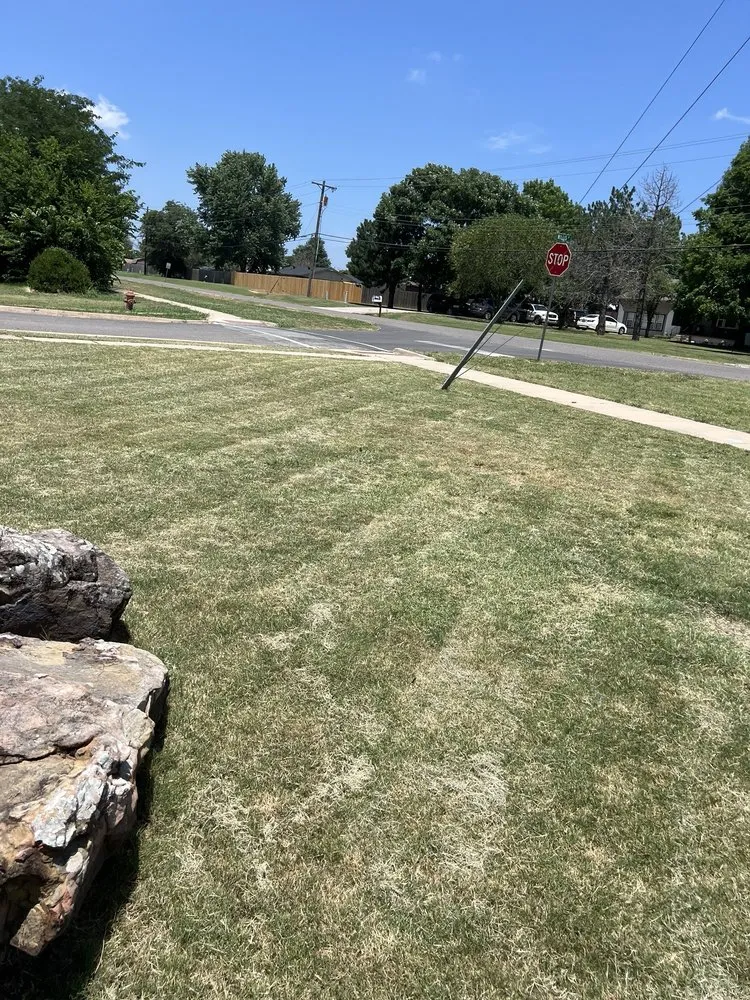 Custom yard cleanup service in Noble, OK by Craftsman’s Cut Lawn Care
