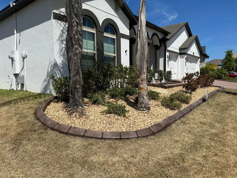 Expert lawn mowing service with custom design across Orlando, FL - Crafty Curbers