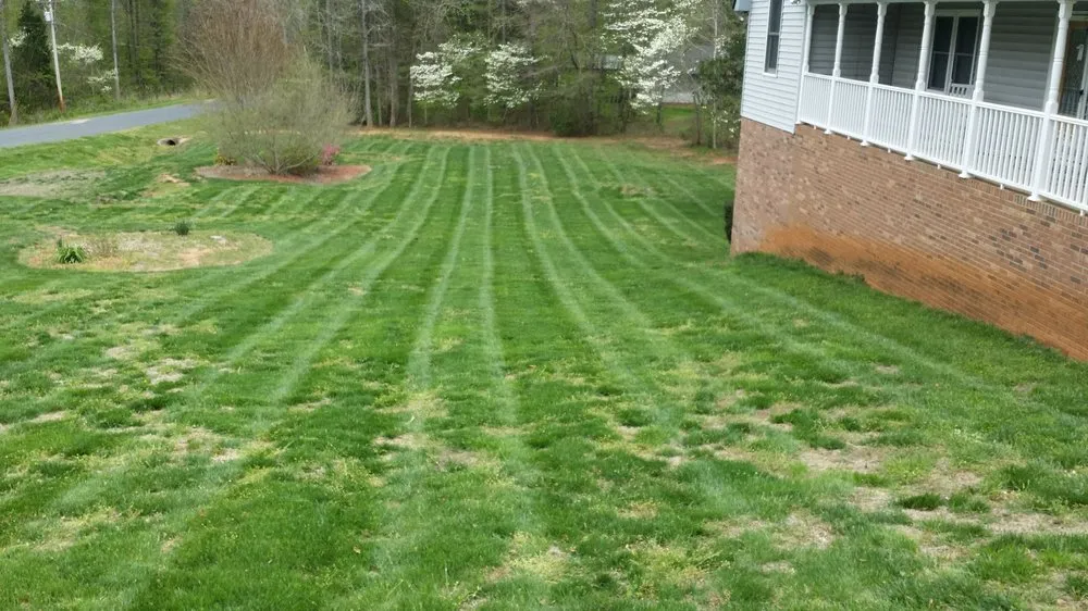 Expert lawn mowing service in Locust, NC - Cragan's Quality Lawn Care
